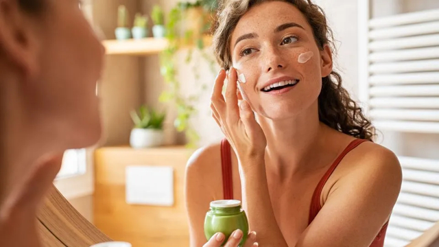 2 cours pour faire sa crème hydratante et connaître les règles d’hygiène