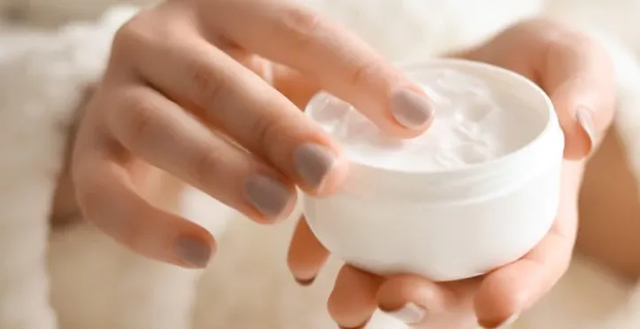 Faire une crème hydratante parfaitement adaptée à votre peau