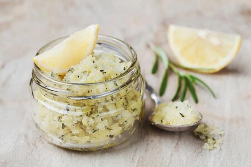 Masque hydratant et nourrissante pour les pieds fatigués