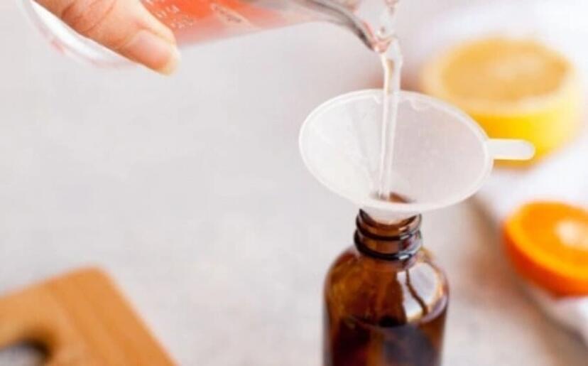 Gel hydroalcoolique au monoï